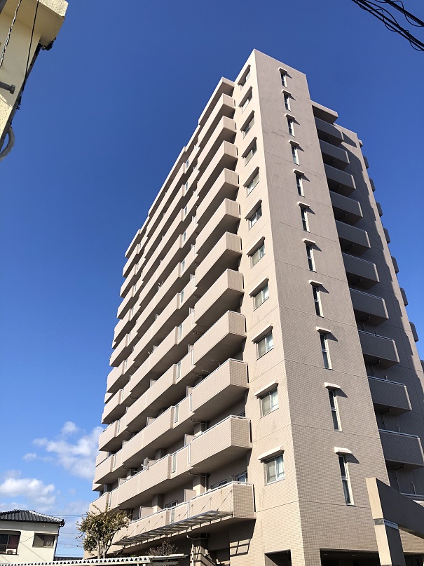 フェリスコート三津　5階
