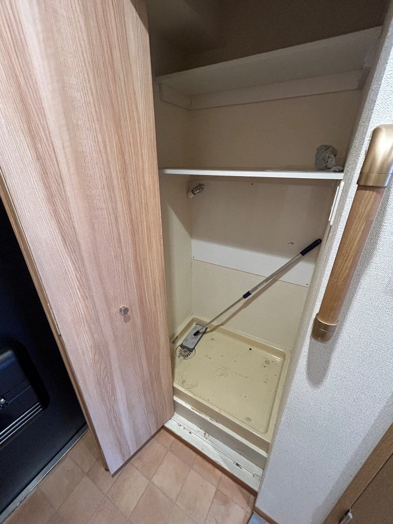 （リフォーム済）ネオハイツ南松山2階部分