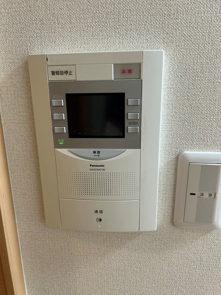 （リフォーム済）ネオハイツ南松山2階部分