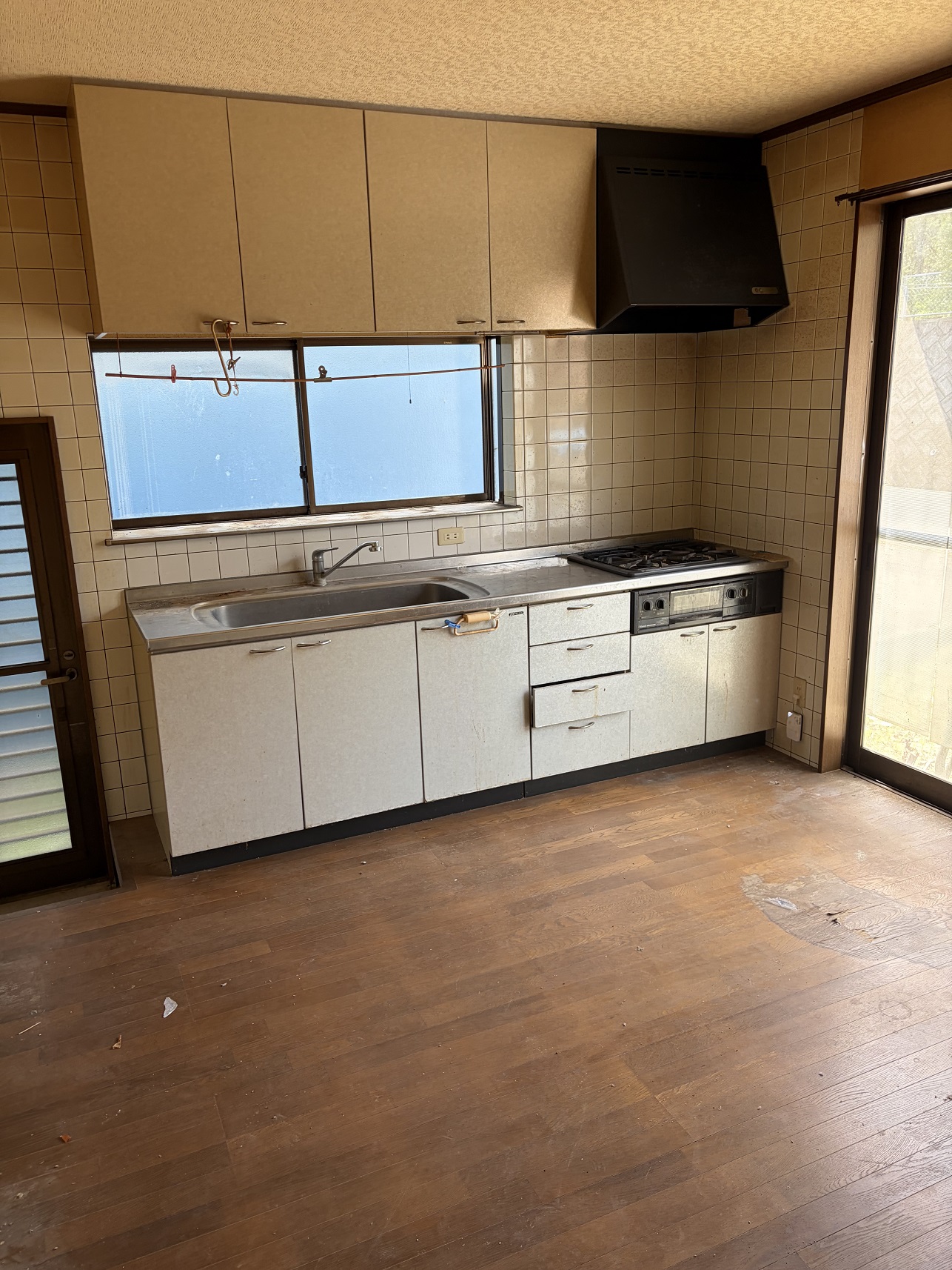 下伊台町 中古戸建