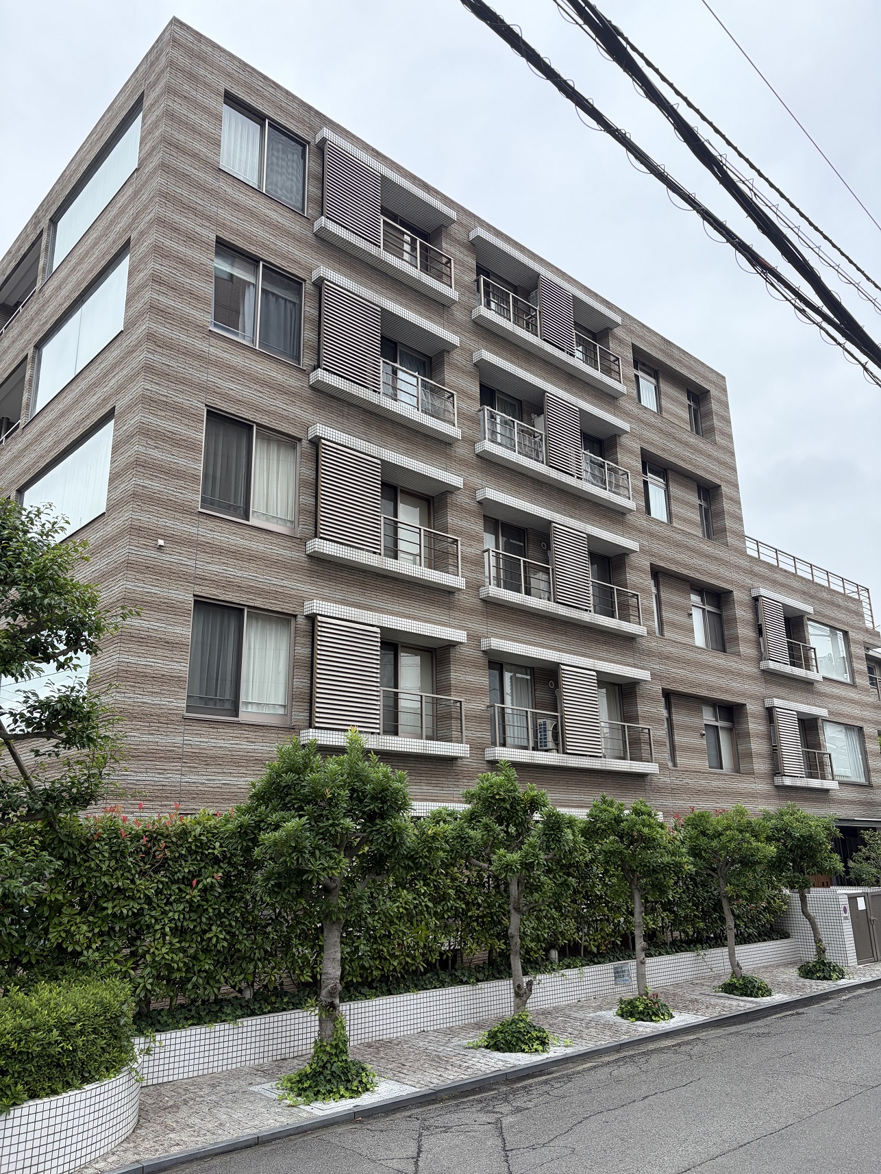 グランディア道後　好立地南西角部屋