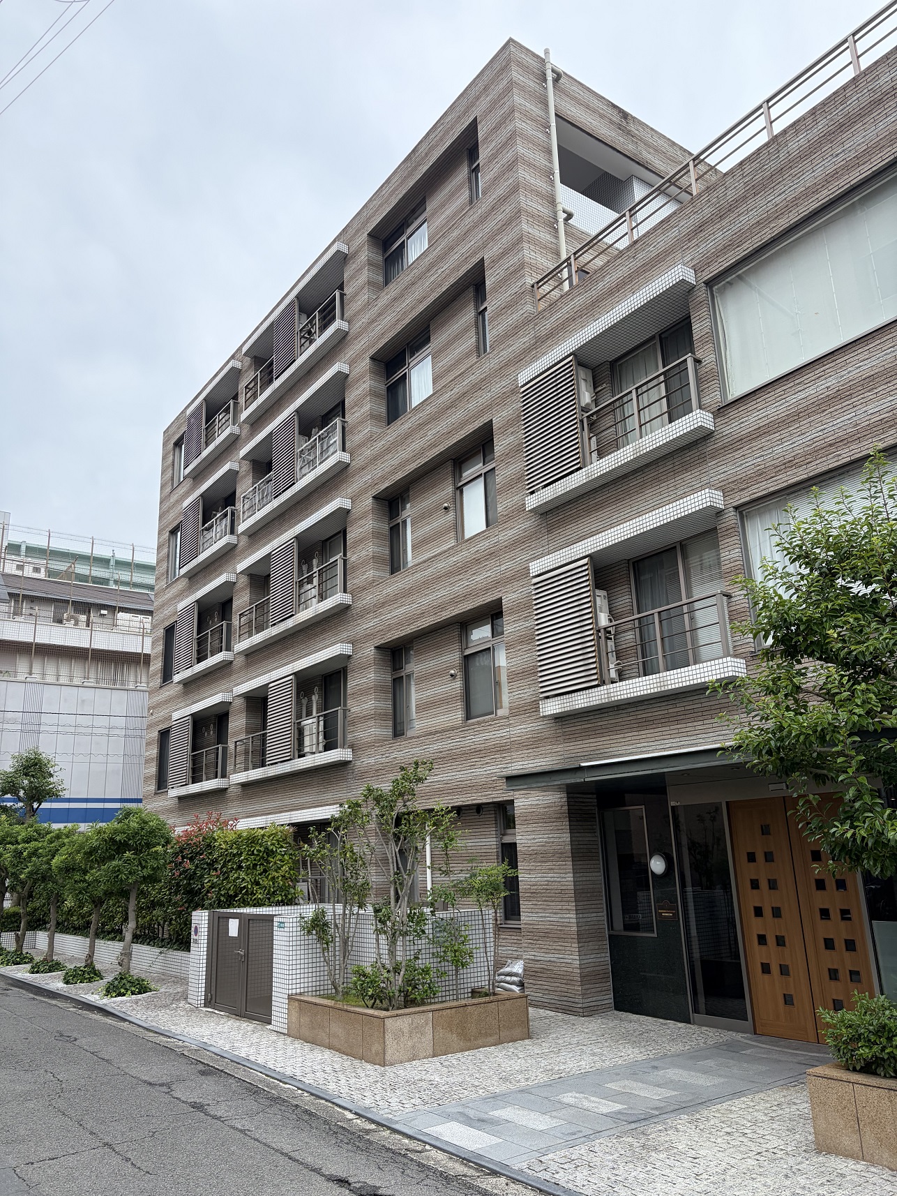 グランディア道後 好立地南西角部屋
