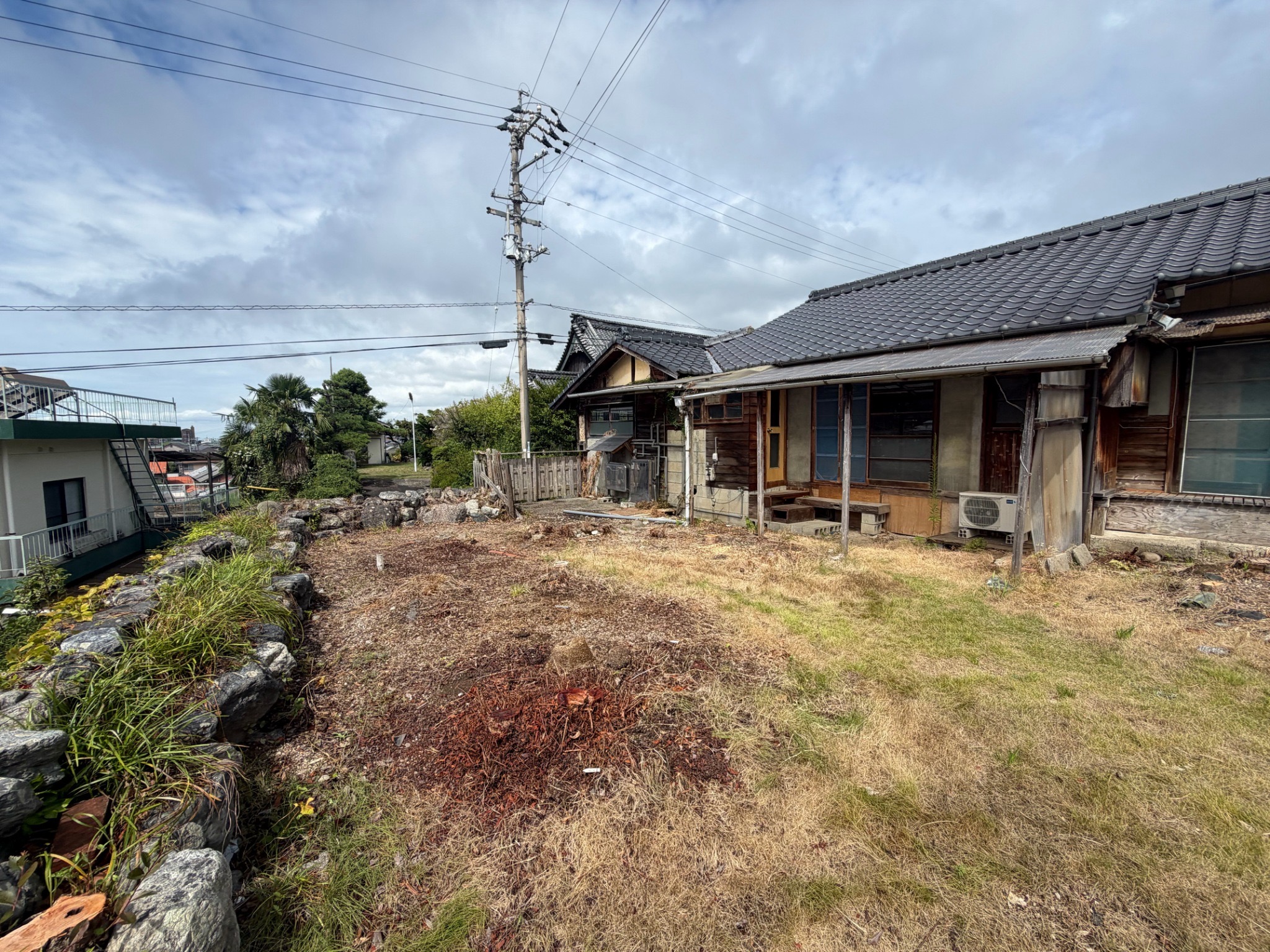 東温市南方　中古戸建