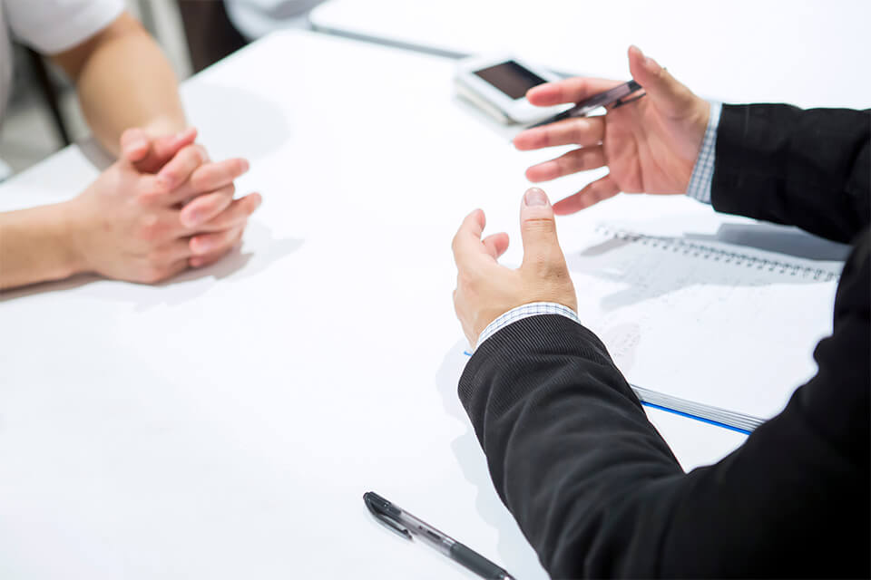 相続する実家の名義を誰に変えるかを決める